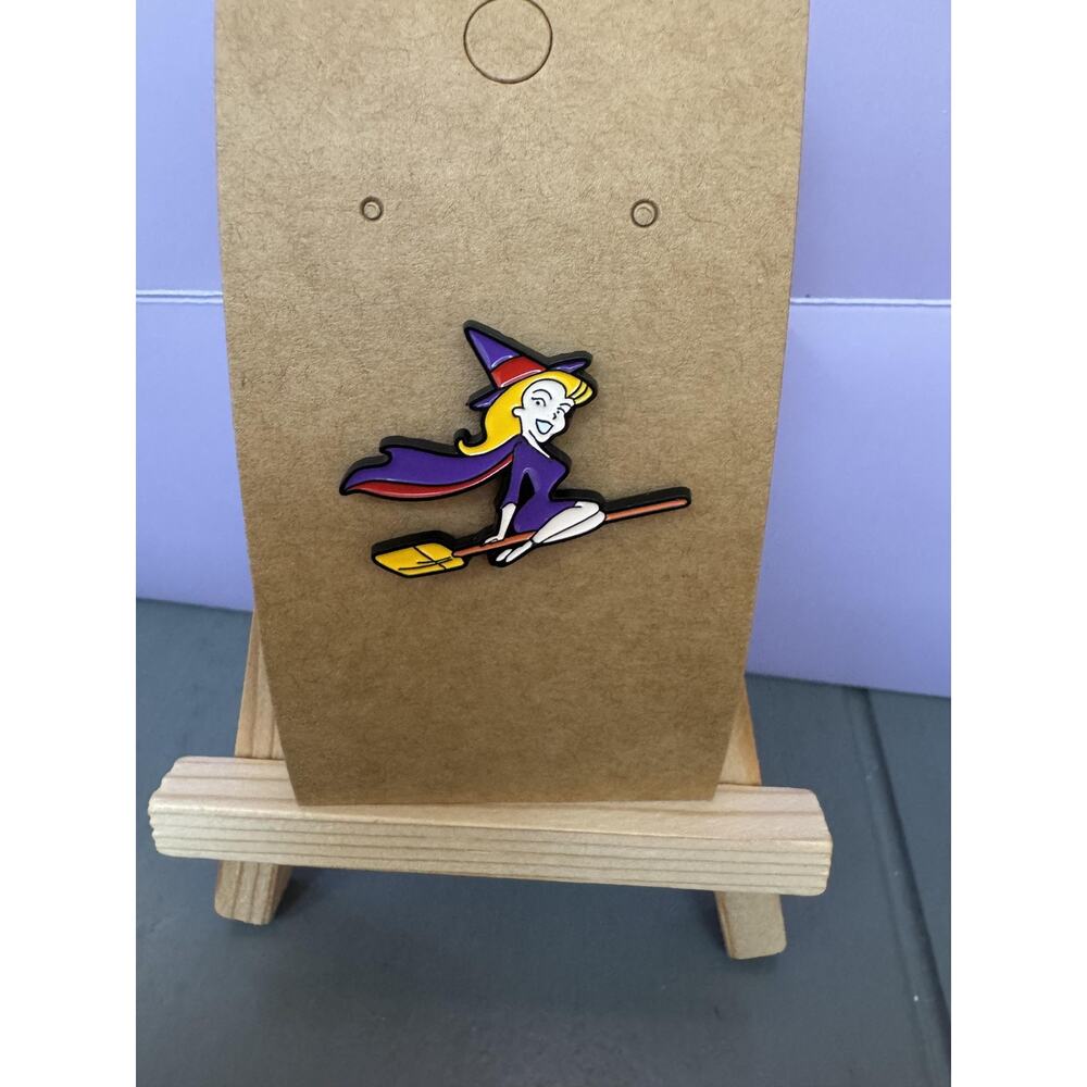 Flying Witch On Broomstick Enamel Lapel Pin Purple Cartoon Halloween Badge Gift